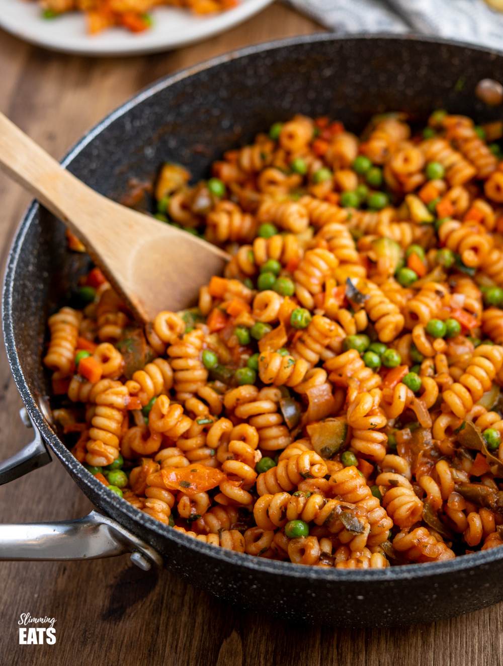 Syn Free One Pot Speed Pasta Slimming Eats Slimming World Recipes