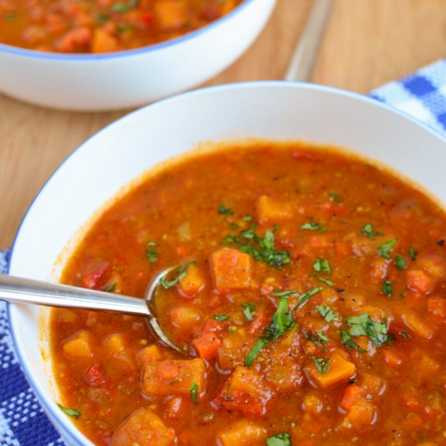 Spicy Sweet Potato, Red Pepper and Carrot Soup Slimming World