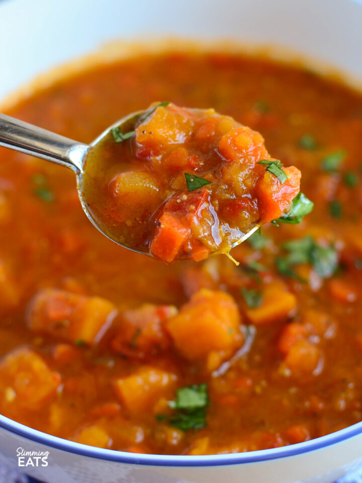 Spicy Sweet Potato, Red Pepper and Carrot Soup Slimming Eats