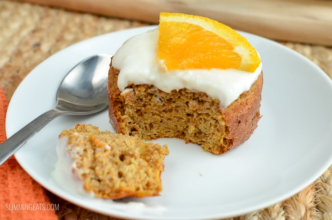 Slimming Eats Carrot and Orange Cake - vegetarian, Slimming World and Weight Watchers friendly