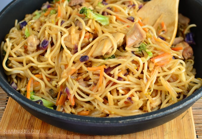 Slimming Eats yakitori chicken and noodles - gluten free, dairy free, Slimming Eats and Weight Watchers friendly Slimming Eats yakitori chicken and noodles - gluten free, dairy free, Slimming Eats and Weight Watchers friendly