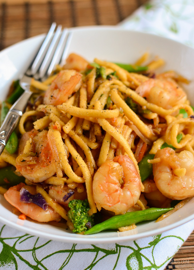 Slimming Eats Ginger and Garlic Shrimp with Noodles - gluten free, dairy free, paleo, Whole30, Slimming World and Weight Watchers friendly