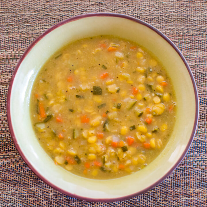Courgette and Yellow Split Pea Soup