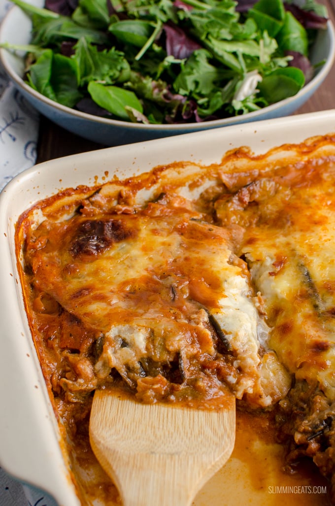 Delicious Slimming Eats Moussaka - a light and healthier version of this Traditional Greek dish. Gluten Free, Watchers friendly | www.slimmingeats.com