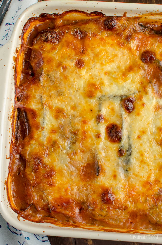 Delicious Slimming Eats Moussaka - a light and healthier version of this Traditional Greek dish. Gluten Free, Watchers friendly | www.slimmingeats.com