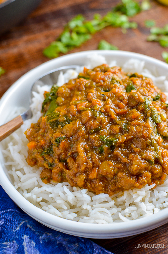 Delicious Spicy Lentils and Spinach - a perfect meal for those meatless mondays. Even the non vegetarians, will love this recipe. | gluten free, dairy free, Vegan, Instant Pot, Slimming Eats, Weight Watchers friendly
