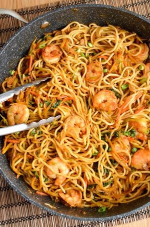 Sweet Chilli Prawns and Noodles | Slimming Eats