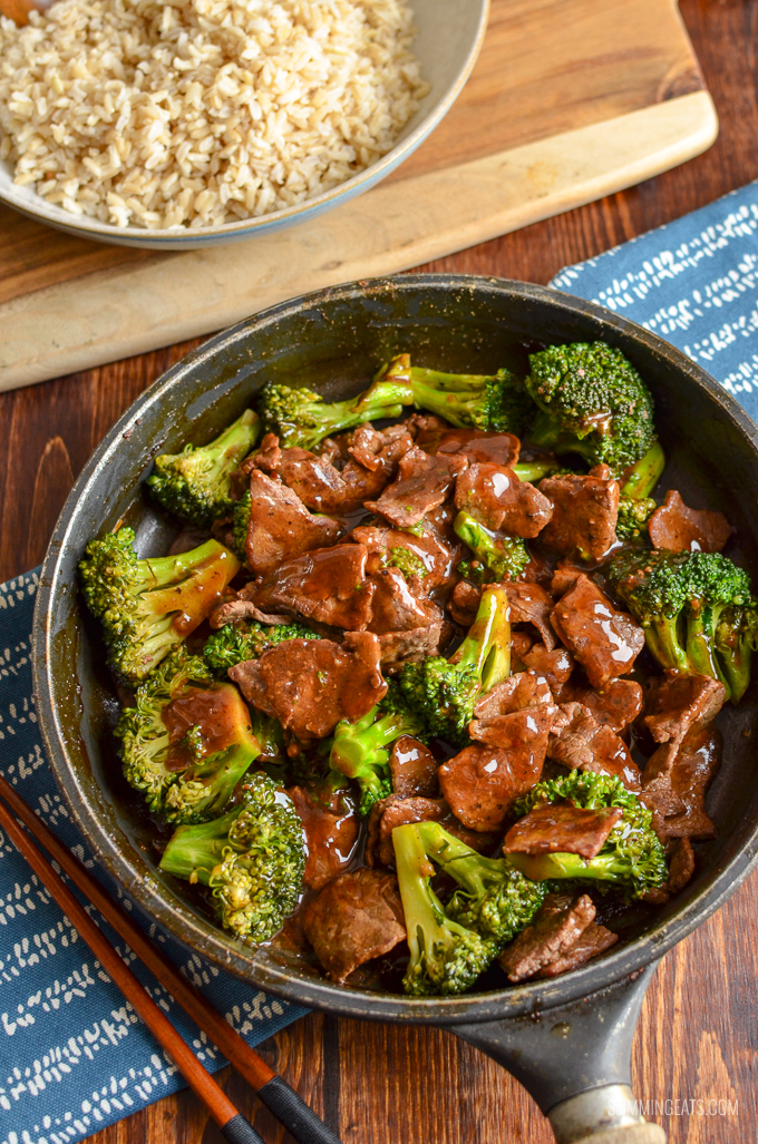 Delicious Low Syn Ginger Beef and Broccoli, just like from the Chinese and ready in minutes quicker than you could call a take out. Dairy Free, Gluten Free, Slimming World and Weight Watchers friendly | www.slimmingeats.com #slimmingworld #weightwatchers #glutenfree #dairyfree