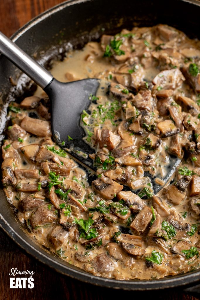 Creamy Garlic Mushrooms with Roasted Jacket Potatoes Slimming Eats