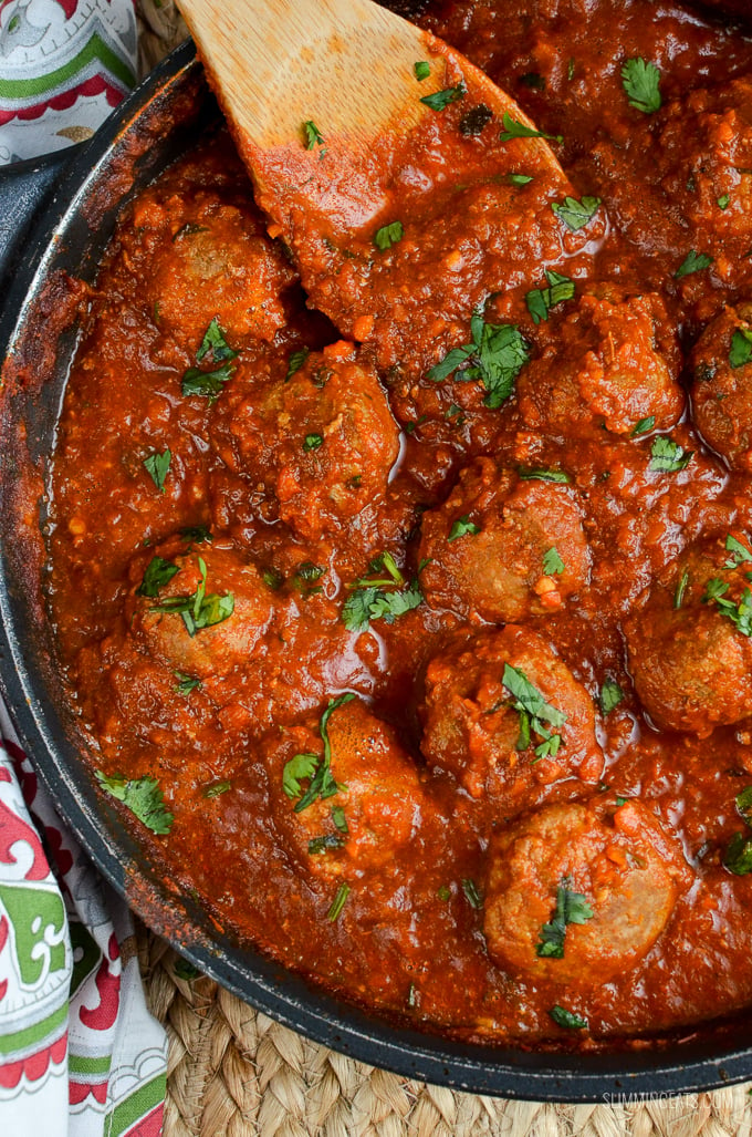 Slimming Eats Lamb Meatballs with a Spicy Tomato Sauce - gluten free, dairy free, paleo, whole30, Slimming Eats and Weight Watchers friendly