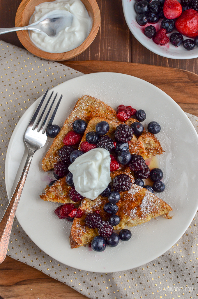 Perfect French Toast with Mixed Berries and Maple Syrup - simple ingredients for a delicious quick and easy breakfast - dairy free, vegetarian, Slimming Eats and Weight Watchers friendly | www.slimmingeats.com