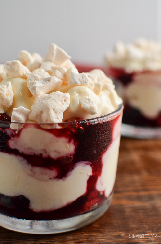 Mixed Berry Eton Mess is the Ultimate Low Syn Dessert with layers of delicious juicy berries, yoghurt and meringue. | gluten free, vegetarian, Slimming World and Weight Watcher friendly