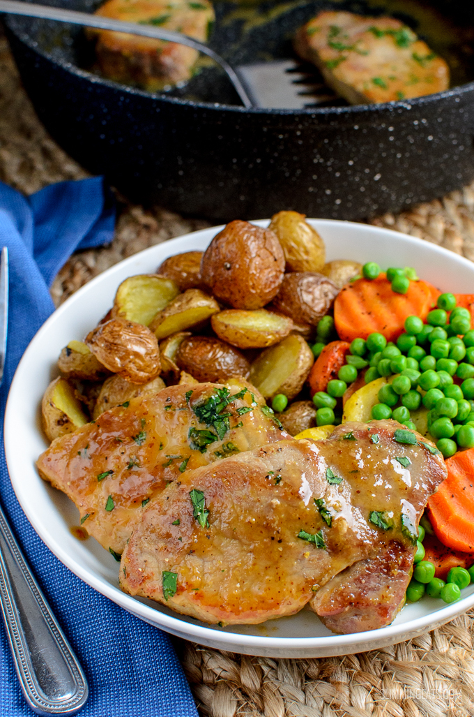 Low Syn Honey Mustard Glazed Pork Loins - Tender Pork with a delicious Honey Mustard Sauce. An easy dinner for the whole family. Gluten Free, Dairy Free, Paleo, Slimming World and Weight Watchers friendly