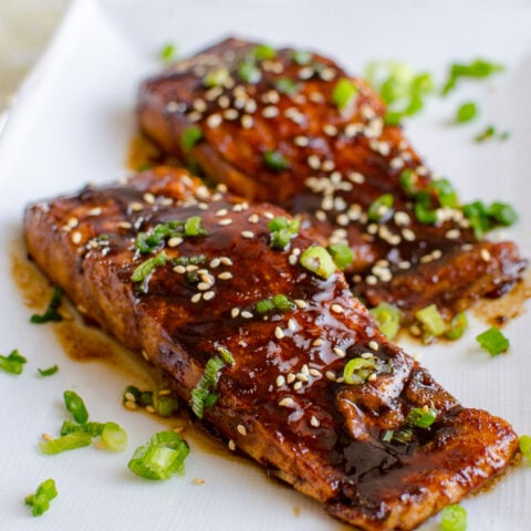 Teriyaki Salmon with Noodles | Slimming Eats