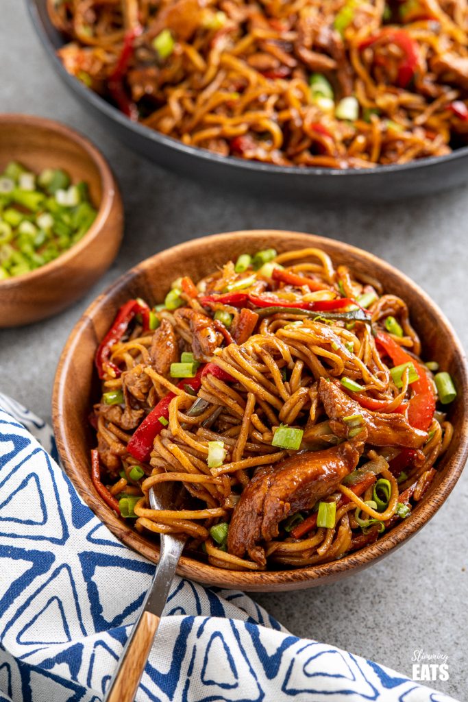 Hoisin Chicken with Noodles Slimming Eats Recipes