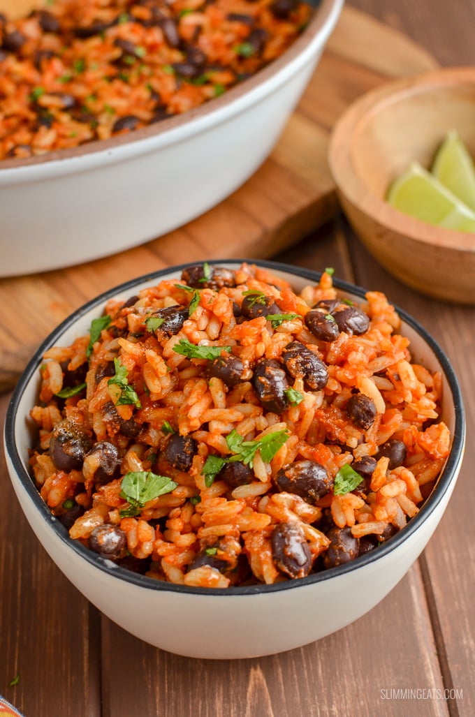 Mexican Rice - The perfect side dish to all your favourite Mexican Dishes. Slimming Eats, Weight Watchers friendly and Gluten Free, Dairy Free and suitable for vegetarians. | www.slimmingeats.com