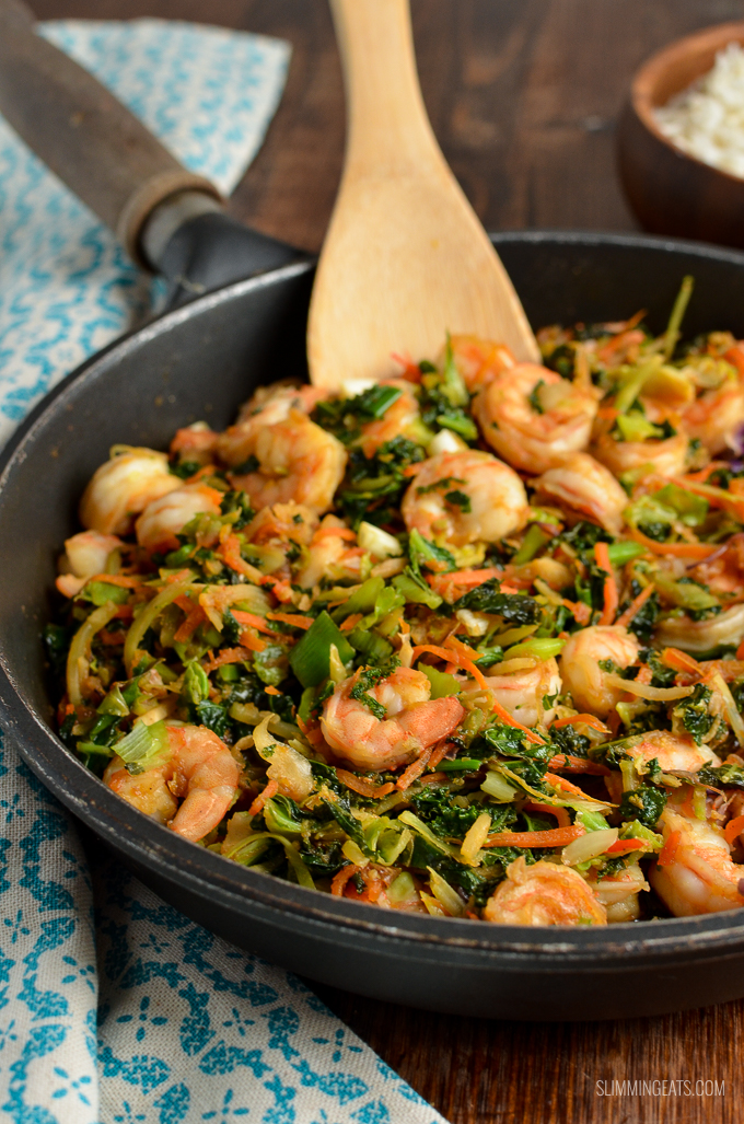 A quick, easy, tasty Fruity Prawn Stir Fry with lovely fresh vegetables all on the table and ready in less than 20 mins. Gluten Free, Dairy Free, Paleo, Whole30, Slimming Eats and Weight Watchers friendly