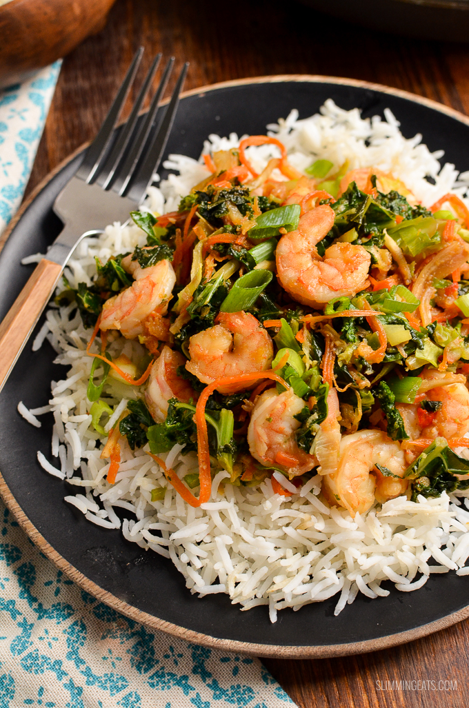 A quick, easy, tasty Fruity Prawn Stir Fry with lovely fresh vegetables all on the table and ready in less than 20 mins. Gluten Free, Dairy Free, Paleo, Whole30, Slimming Eats and Weight Watchers friendly