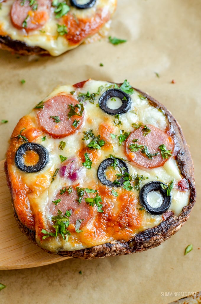 Delicious Portobello Mushroom Pizzas - the perfect recipe for those pizza cravings, just add sauce, toppings of choice and cheese.  | gluten free, vegetarian, Slimming Eats and Weight Watchers friendly #pizza #mushroom #glutenfree #slimmingworld #weightwatchers