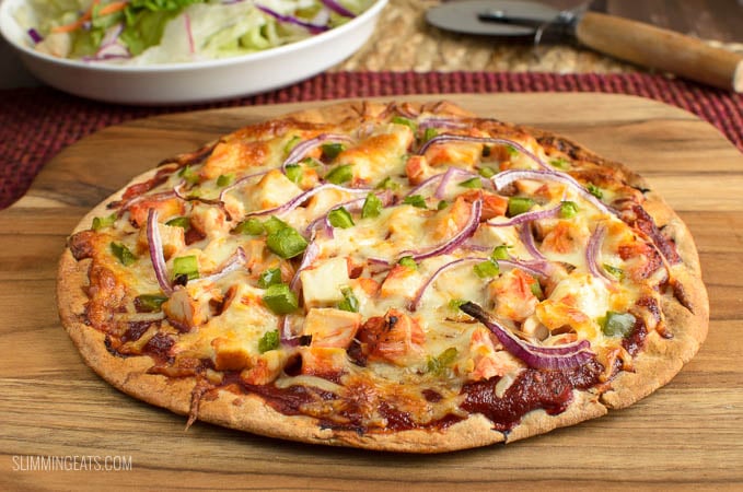 Slimming Eats BBQ Chicken Pizza - gluten free, vegetarian, Slimming Eats and Weight Watchers friendly