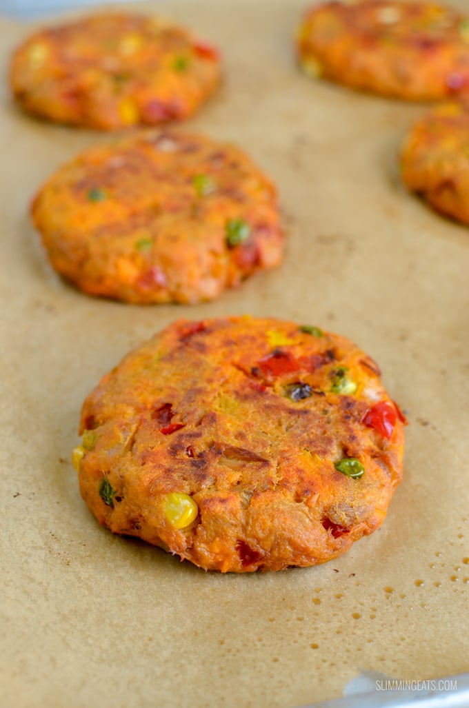 Add a batch of these Amazing Red Pesto, Sweet Potato and Tuna Burgers to your meal plan this week and serve them for lunch with a mixed salad or even on the side of some soup. They are perfect to enjoy hot or cold. Gluten Free, Slimming World and Weight Watchers friendly | www.slimmingeats.com #weightwatchers #slimmingworld #glutenfree #burgers #tuna #sweetpotato Add a batch of these Amazing Red Pesto, Sweet Potato and Tuna Burgers to your meal plan this week and serve them for lunch with a mixed salad or even on the side of some soup. They are perfect to enjoy hot or cold. Gluten Free, Slimming World and Weight Watchers friendly | www.slimmingeats.com #weightwatchers #slimmingworld #glutenfree #burgers #tuna #sweetpotato