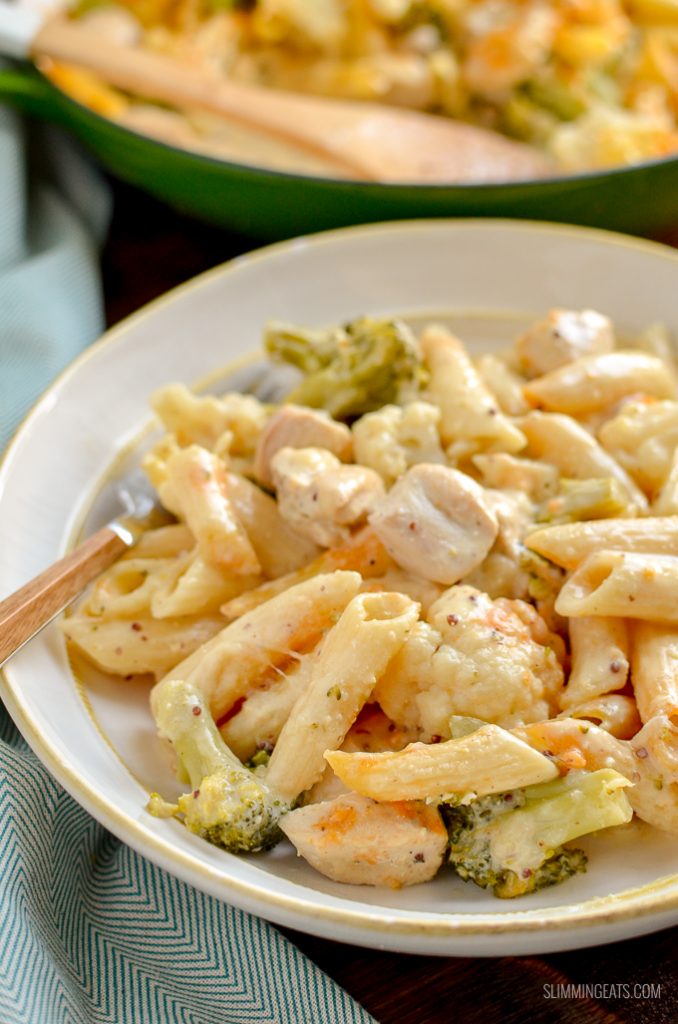 Chicken, Broccoli and Cauliflower Pasta Bake Slimming Eats