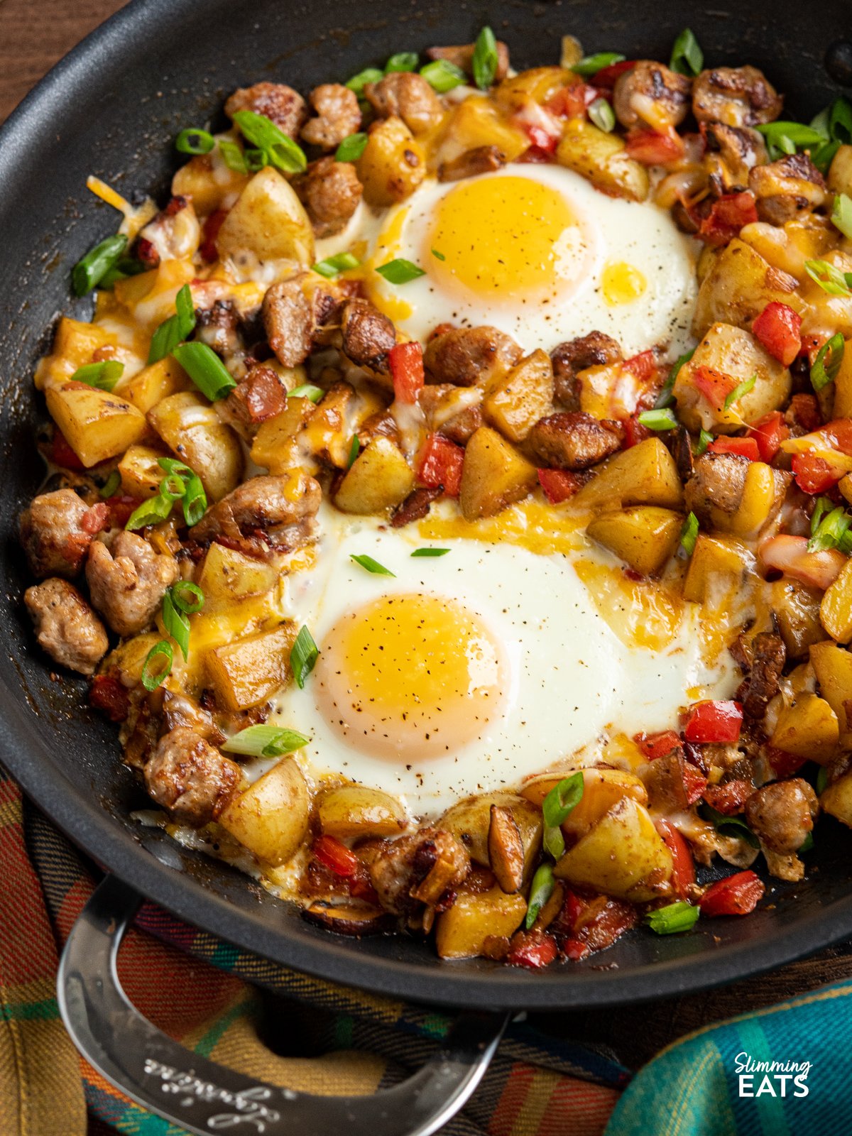 Low Carb Chicken Sausage, Egg, and Cheese Breakfast Skillet