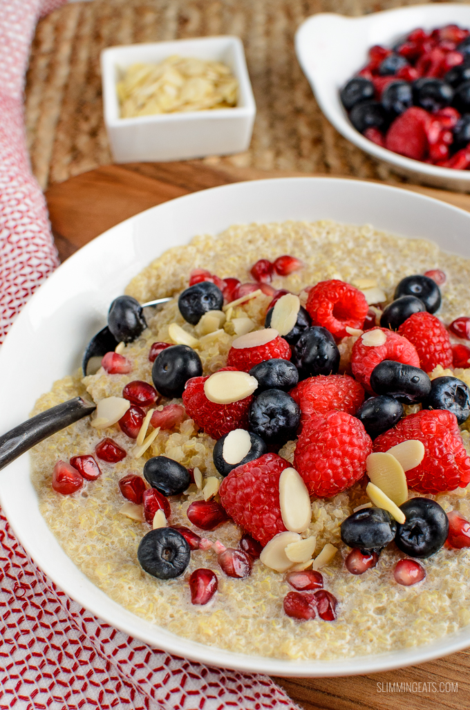 I love rice pudding and oatmeal, and this delicious Coconut Quinoa Pudding Breakfast Bowl is a great alternative that doesn't use your healthy extra B allowance. Gluten free, dairy free, vegan, Slimming World and Weight Watchers friendly | www.slimmingeats.com