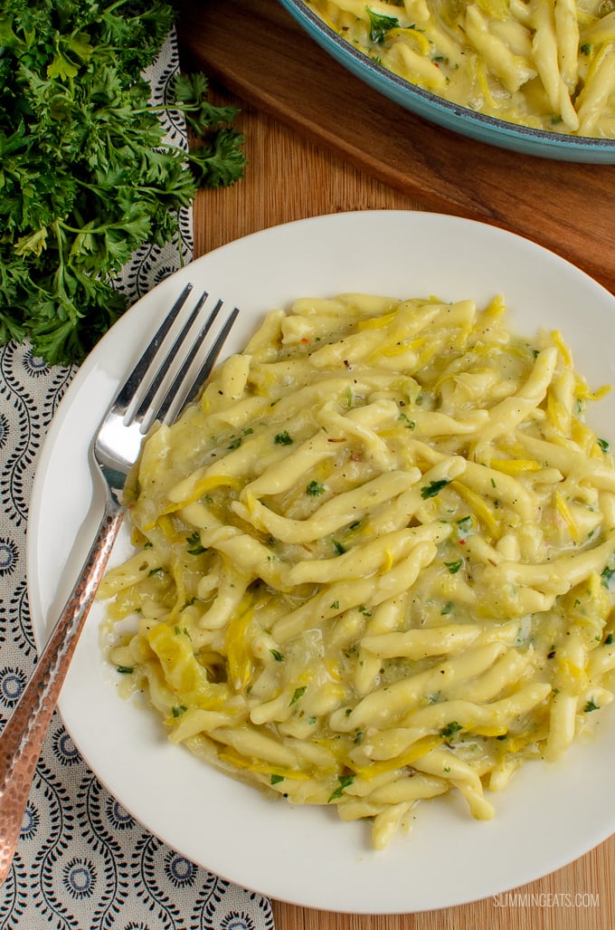 Garlic, Yellow Zucchini and Pasta - simple ingredients combine for a delicious Dairy Free One Pot Creamy Yellow Zucchini Pasta. Gluten Free, Vegan, Slimming Eats and Weight Watchers friendly  | Calories: 402 | Weight Watchers Smart Points: 11 | www.slimmingeats.com