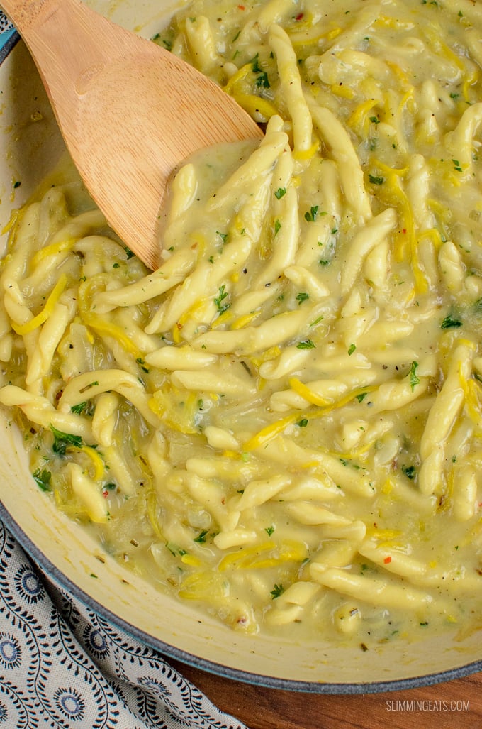 Garlic, Yellow Zucchini and Pasta - simple ingredients combine for a delicious Dairy Free One Pot Creamy Yellow Zucchini Pasta. Gluten Free, Vegan, Slimming Eats and Weight Watchers friendly | Calories: 402 | Weight Watchers Smart Points: 11 | www.slimmingeats.com