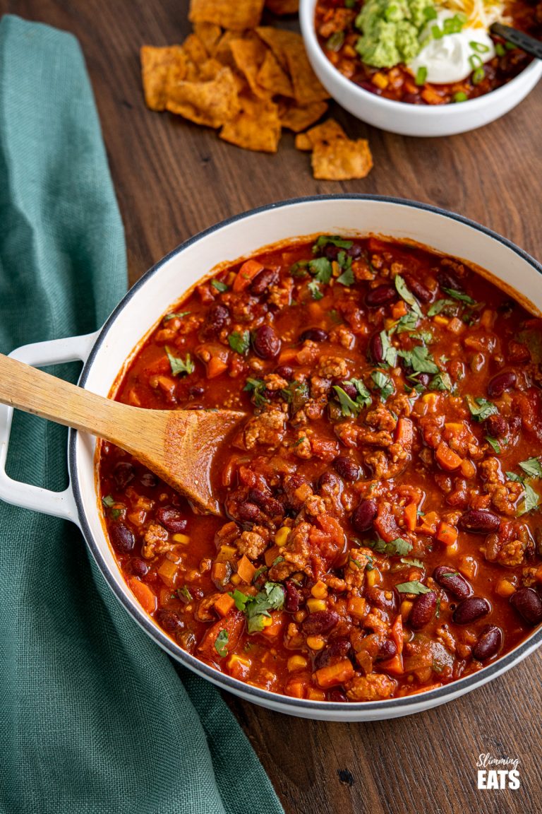 Turkey Chilli (Stove Top and Instant Pot Slimming Eats Recipes