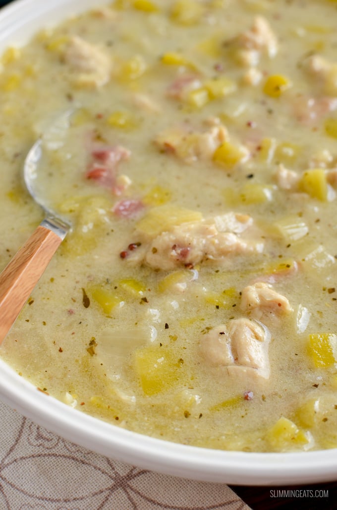 Delicious Creamy Chicken and Leek Soup - packed with heaps of flavour and is gluten and dairy free, as well as being paleo, whole30, Slimming Eats and Weight Watchers friendly 