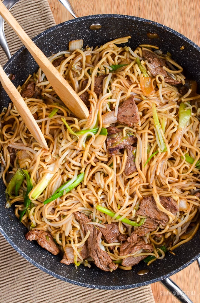 Slimming Eats Low Syn Beef Chow Mein - dairy free, Slimming and Weight Watchers friendly