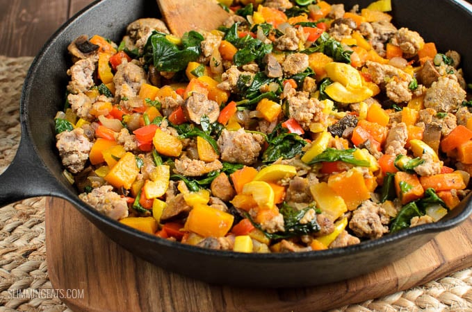 Slimming Eats Breakfast Hash - gluten free, dairy free, paleo, vegetarian, Whole30, Slimming Eats and Weight Watchers friendly Slimming Eats Breakfast Hash - gluten free, dairy free, paleo, vegetarian, Whole30, Slimming Eats and Weight Watchers friendly