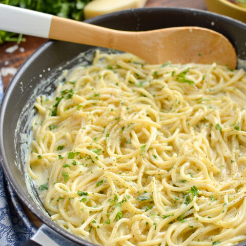 One Pot Creamy Garlic Pasta | Slimming Eats