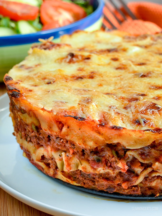  The Ultimate Lasagne Pie - a firm family favourite that can be cooked in the Instant Pot or an oven.  | Slimming Eats and Weight Watchers friendly