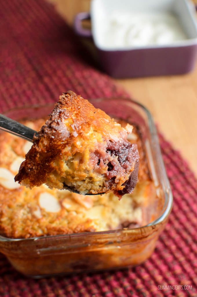 Slimming Eats Cherry Almond Baked Oatmeal - gluten free, vegetarian, Slimming Eats and Weight Watchers friendly Slimming Eats Cherry Almond Baked Oatmeal - gluten free, vegetarian, Slimming Eats and Weight Watchers friendly