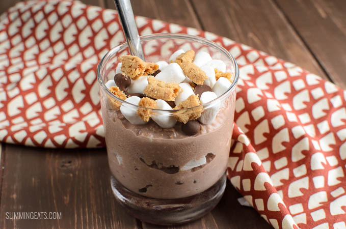 Slimming Eats Smore's Overnight Oats - Slimming World and Weight Watcher friendly