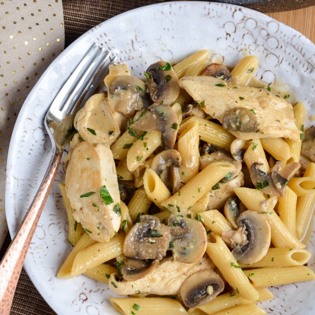 Creamy Chicken and Mushroom Pasta Slimming Eats