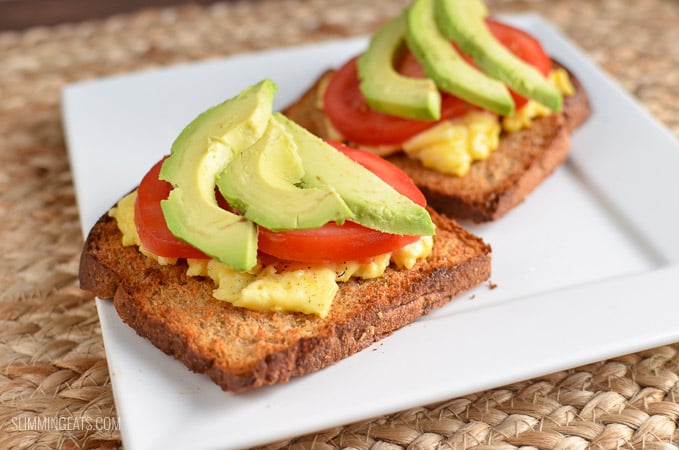 Slimming Eats Scrambled Egg Toast with Avocado and Tomatoes - dairy free, vegetarian, Slimming Eats and Weight Watchers friendly