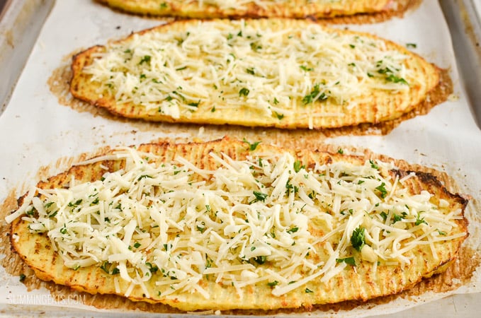 Slimming Eats - Son Free Cheesy Cauliflower Garlic Bread - gluten free, vegetarian, Slimming Eats and Weight Watchers friendly