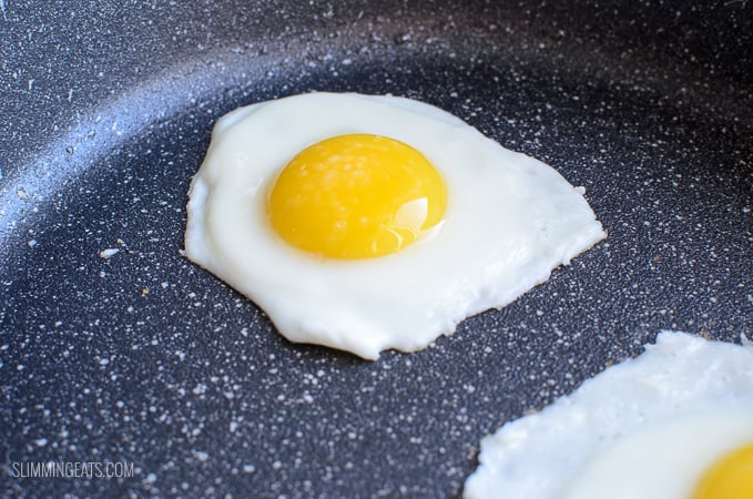 REVIEW - Starfrit The Rock 8 inch Fry Pan - From Val's Kitchen