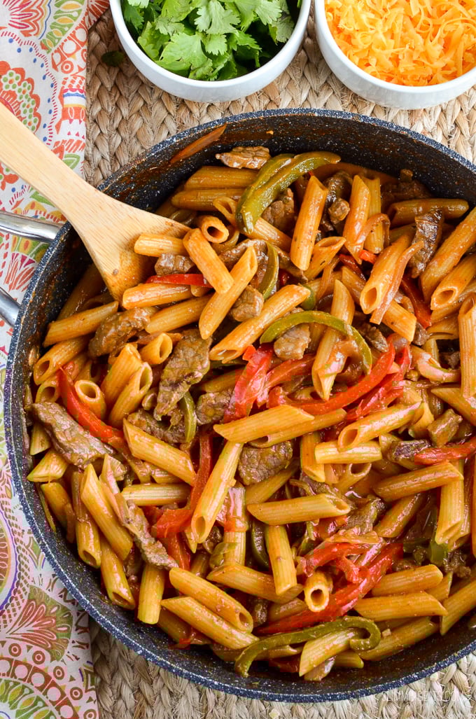 Slimming Eats Syn Free One Pot Beef Fajita Pasta - Slimming World and Weight Watchers friendly