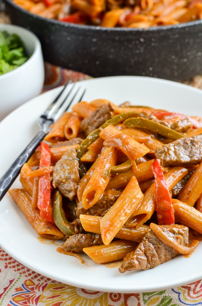Slimming Eats Syn Free One Pot Beef Fajita Pasta - Slimming World and Weight Watchers friendly