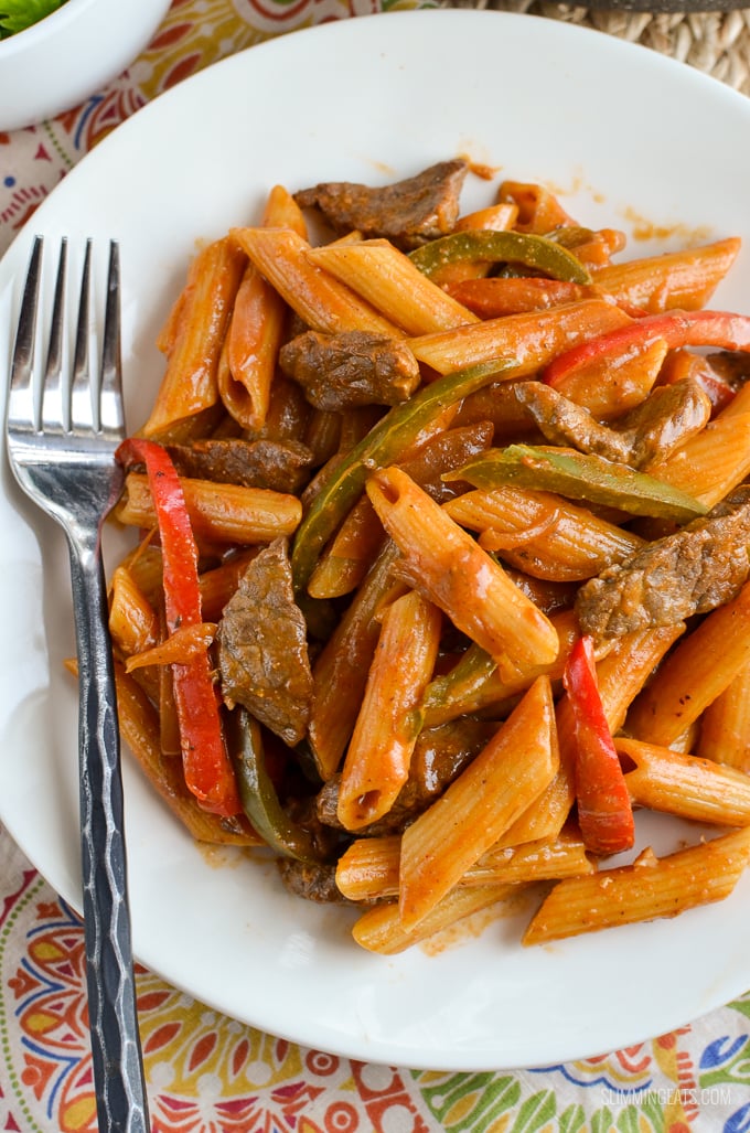 Slimming Eats One Pot Beef Fajita Pasta - Slimming Eats and Weight Watchers friendly