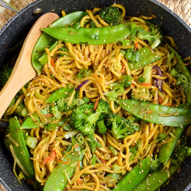 Quick Hoisin Vegetable Noodle Stir Fry Slimming Eats Recipes