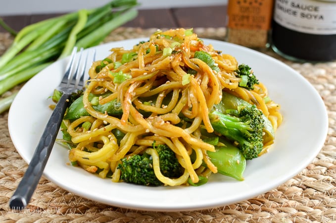 Slimming Eats Quick Hoisin Vegetable Noodle Stir Fry - dairy free, vegetarian, Slimming World and Weight Watchers friendly