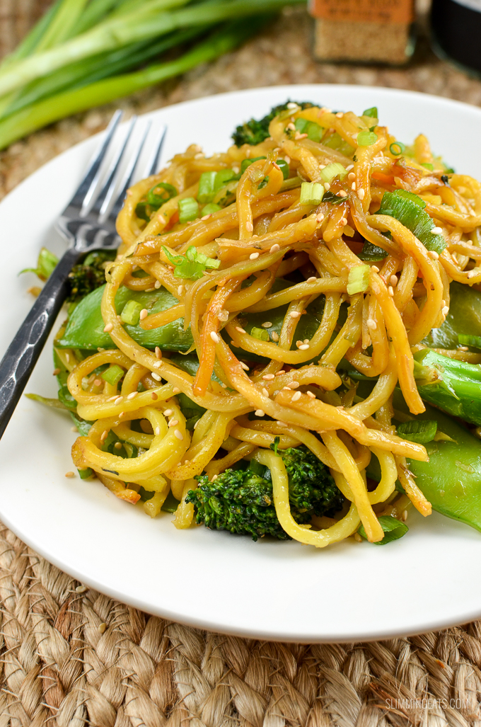 Slimming Eats Quick Hoisin Vegetable Noodle Stir Fry - dairy free, vegetarian, Slimming World and Weight Watchers friendly