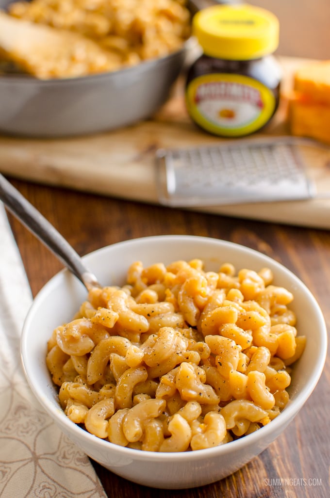 You will either LOVE or HATE this One Pot Marmite Macaroni and Cheese - a quick family meal, ready in less than 20 minutes. Vegetarian, Slimming Eats and Weight Watchers friendly | www.slimmingeats.com