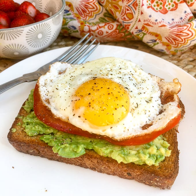 Slimming Eats - Avocado and Slimming World - if you have been avoiding avocado all this time believing it to be really high in syns, you need to read this post